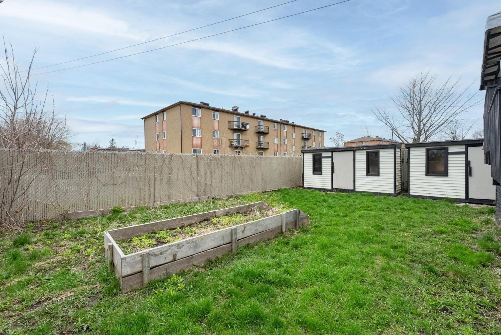 Comfortable Spacious House With Parking Brossard Exteriör bild