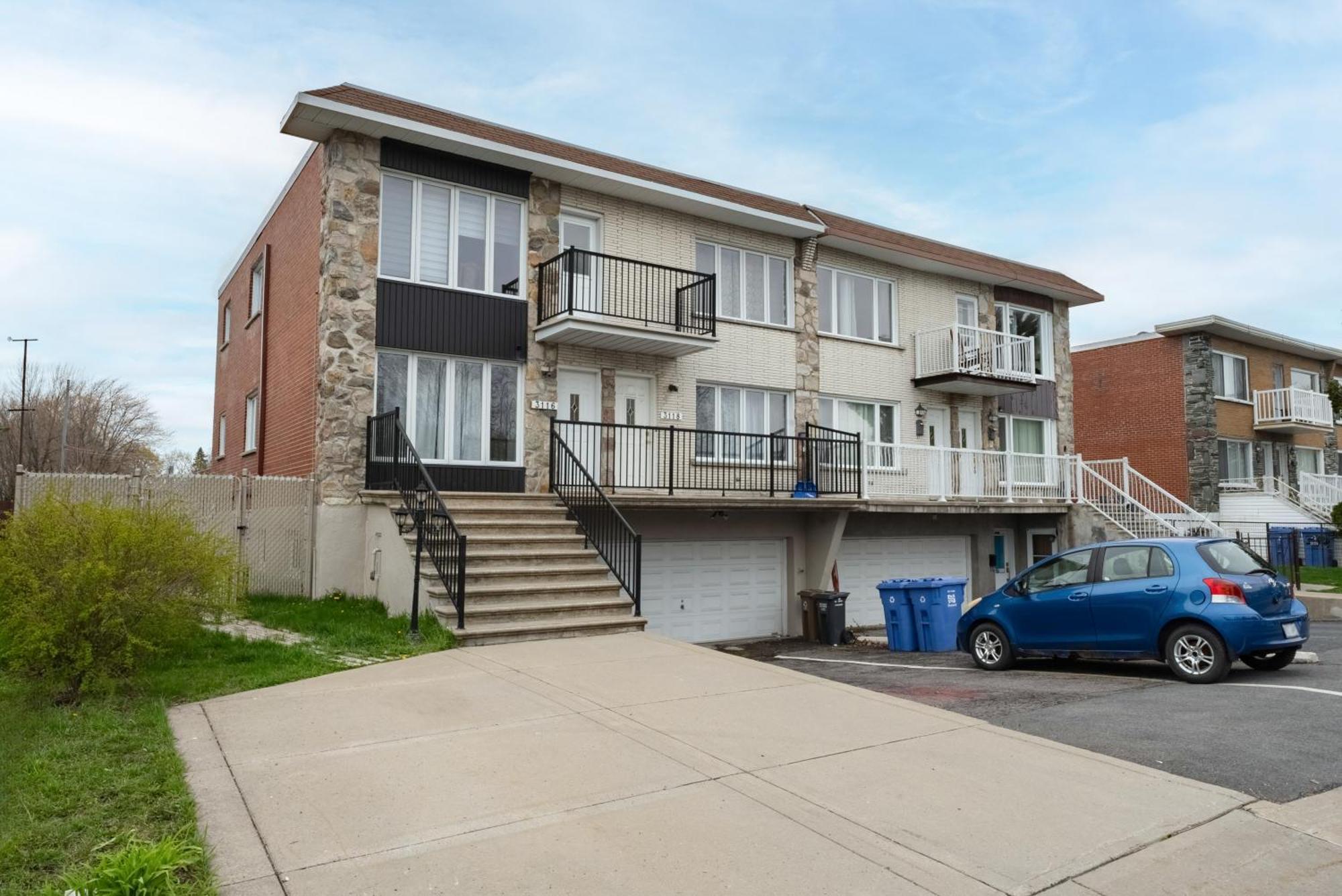 Comfortable Spacious House With Parking Brossard Exteriör bild